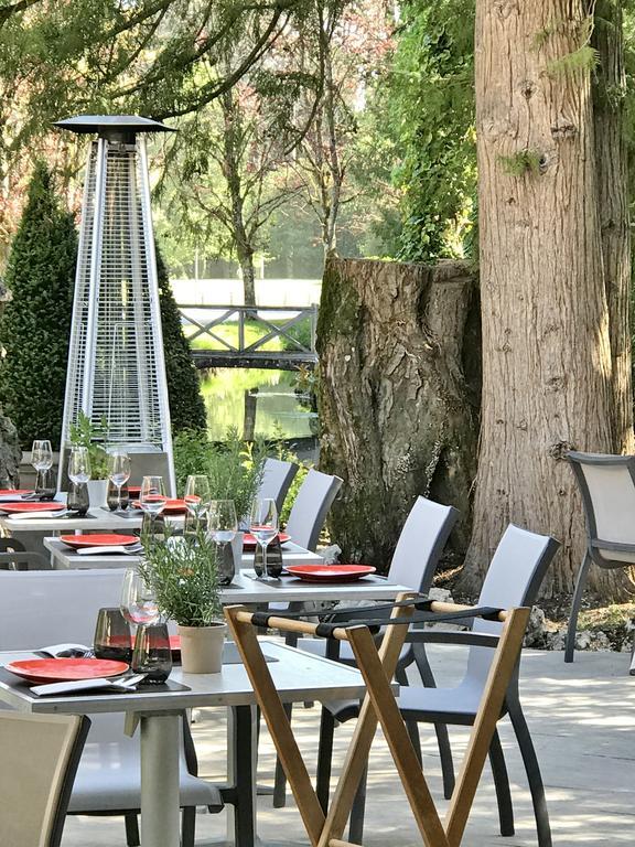 ليفيرنوا Le Parc De L'Hostellerie المظهر الخارجي الصورة